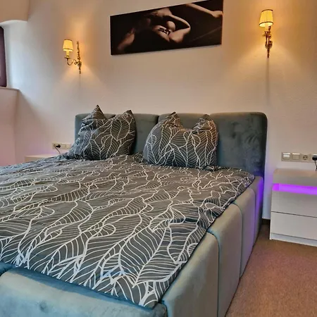 Stadtvilla Mit Schlossblick Appartamento